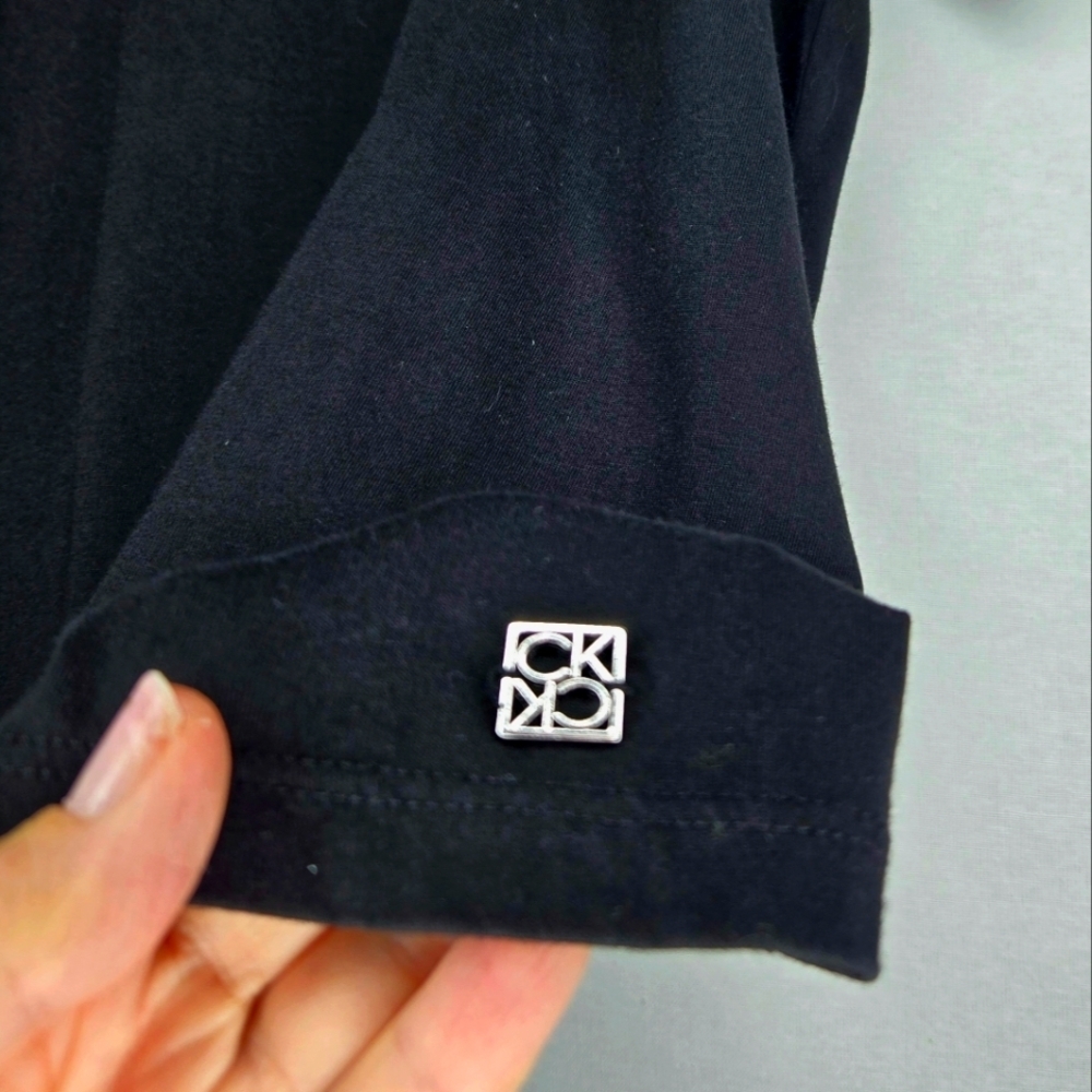 Calvin Klein short Sleeve black top. 2X - Picture 10 of 13